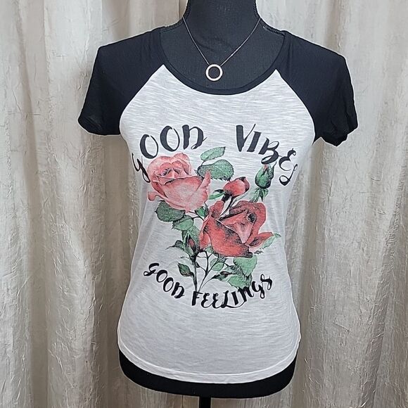 Good Vibes White Black T-Shirt - Picture 1 of 8